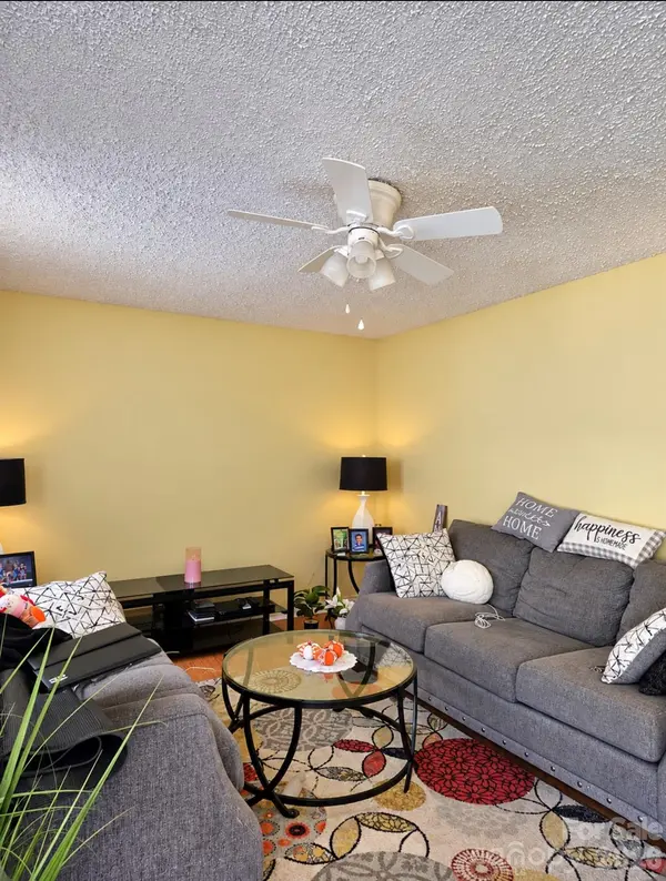 Address not disclosed, Troutman, NC 28166