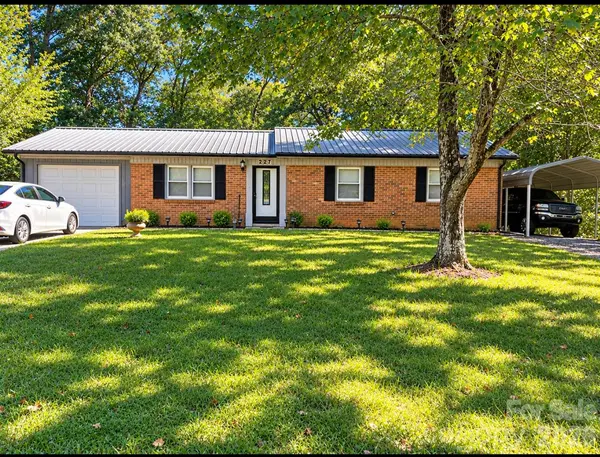 Troutman, NC 28166
