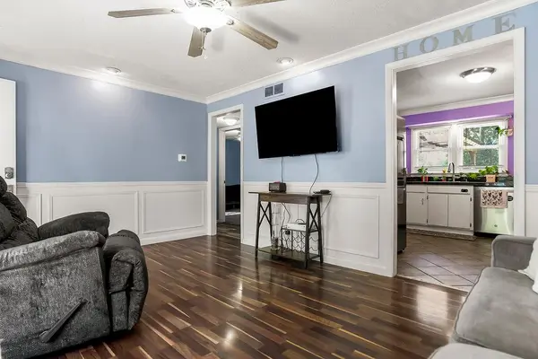 5516 Hunter ST, Raytown, MO 64133