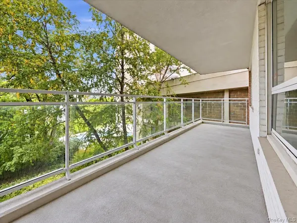 2575 Palisade AVE #1L, Bronx, NY 10463