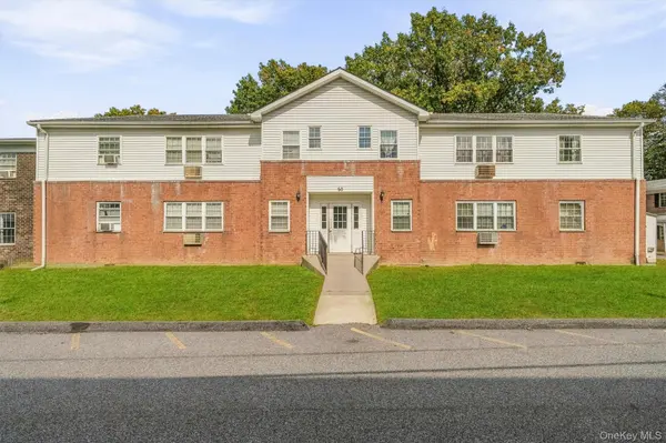 50 Cromwell TER #6, New Windsor, NY 12553