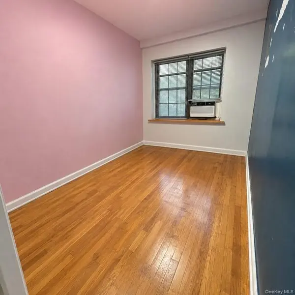 144-32 78th AVE #2F, Flushing, NY 11367