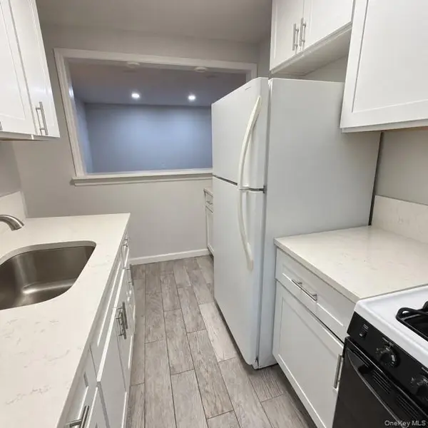 144-32 78th AVE #2F, Flushing, NY 11367