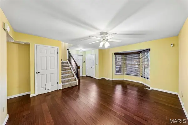 4513 Pegasus DR, St Louis, MO 63129
