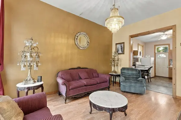 920 N Mozart ST, Chicago, IL 60622
