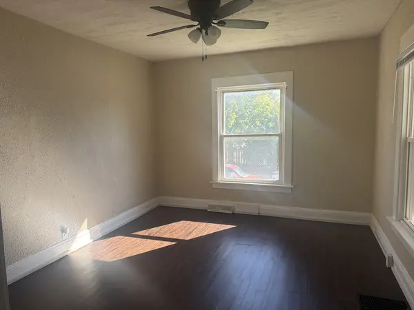 904 Charlotte ST #904, Davenport, IA 52803