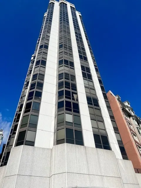 990 N Lake Shore DR #27D, Chicago, IL 60611