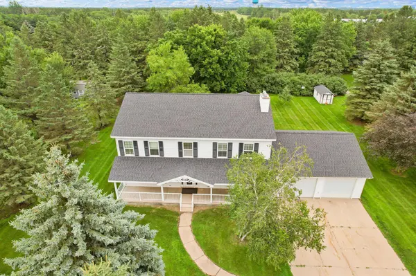 604 Pine Needle DR, Perham, MN 56573