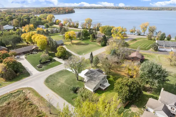 14779 Snake TRL, Waseca, MN 56093