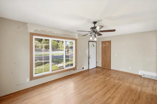 5206 Xerxes AVE N, Minneapolis, MN 55430