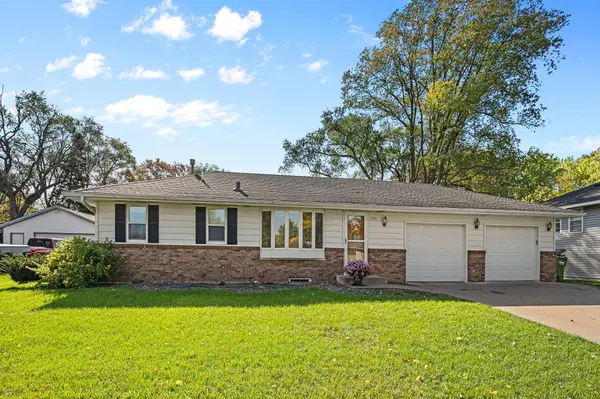 300 109th AVE NW, Coon Rapids, MN 55448