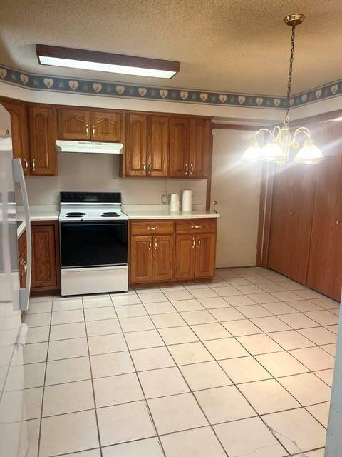 2317 Viola Heights DR NE, Rochester, MN 55906