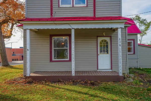 616 E Butternut AVE, Luck, WI 54853