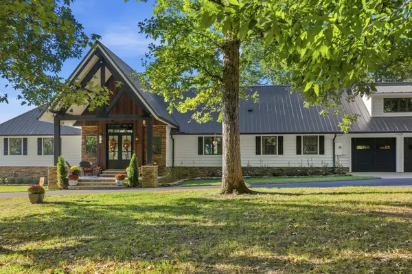 153 Forrest St Ext, Parsons, TN 38363