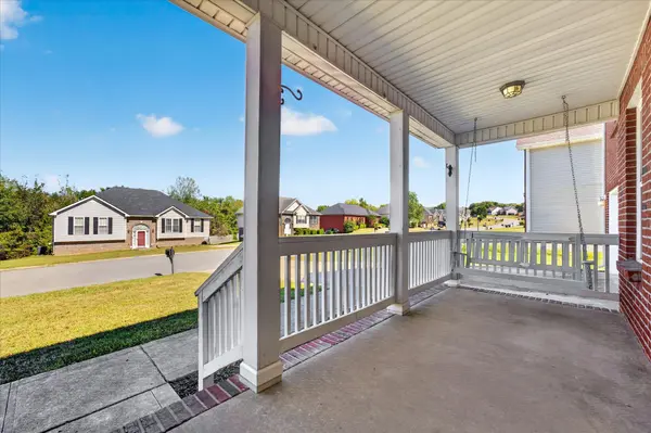 1399 Ambleside Dr, Clarksville, TN 37040