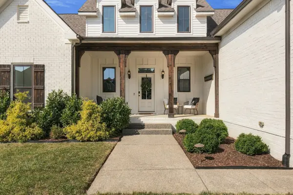 8018 Brightwater Way, Spring Hill, TN 37174