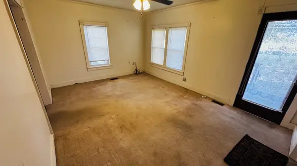 1210 Garton Rd, Burns, TN 37029