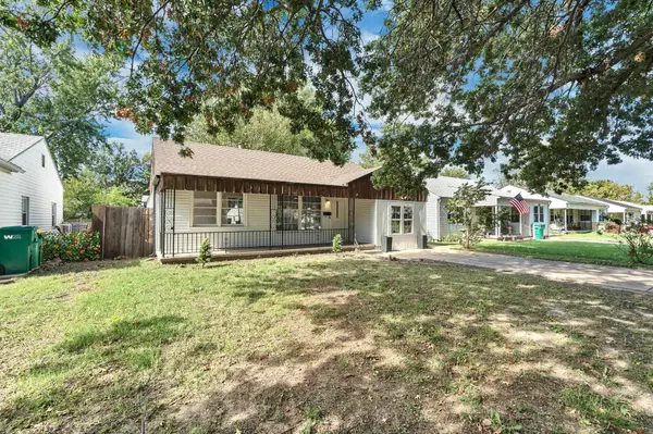 1727 S Estelle Ave, Wichita, KS 67211