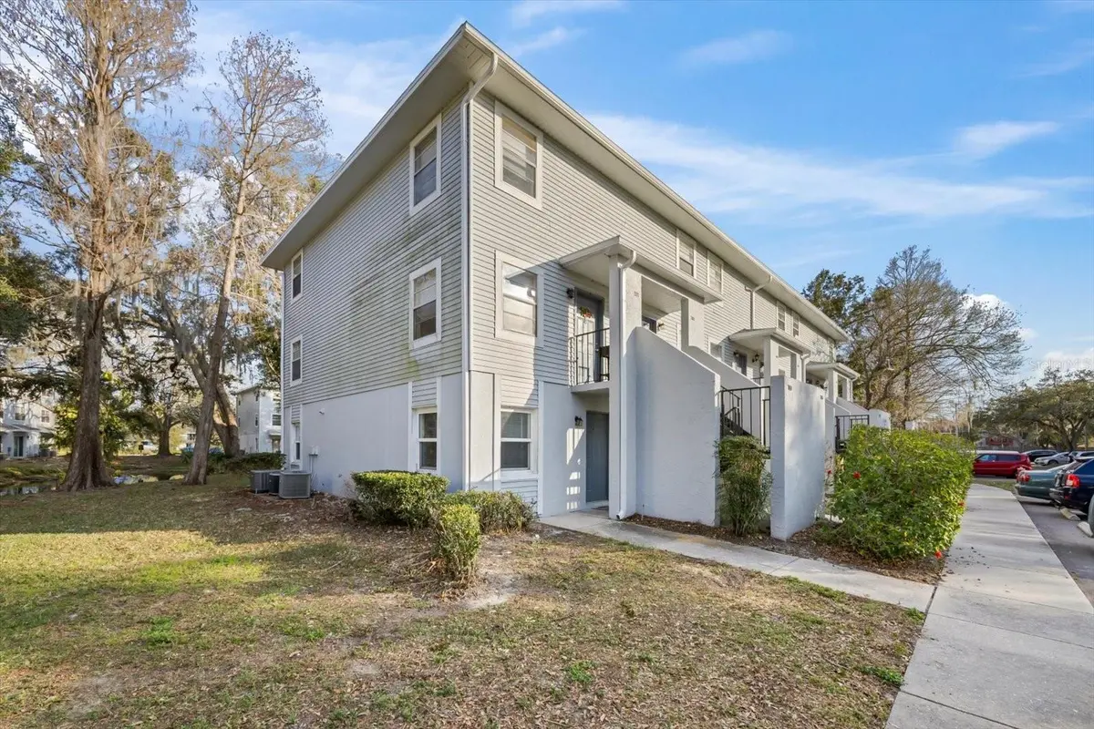 7169 E BANK DR #7169, Tampa, FL 33617