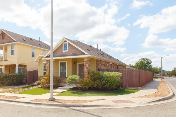 102 Preston TRL, San Marcos, TX 78666