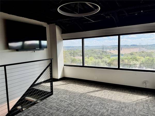 4229 N FM 620 RD N #325, Austin, TX 78734