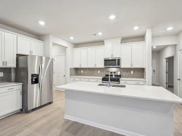 12421 Saint Thomas DR, Del Valle, TX 78617