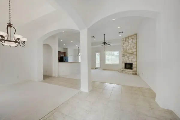 1049 Sunset Canyon DR S, Dripping Springs, TX 78620
