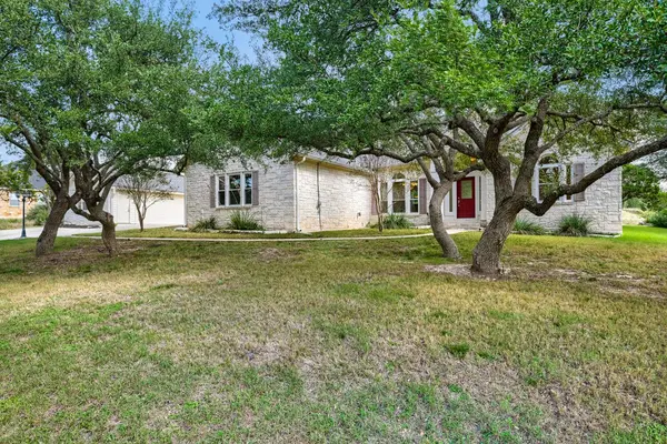1049 Sunset Canyon DR S, Dripping Springs, TX 78620