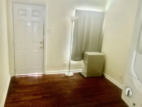 204 E 30th ST #102, Austin, TX 78705