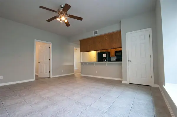 2410 Leon ST #201, Austin, TX 78705