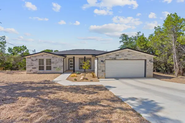 21102 Brewer LN, Lago Vista, TX 78645