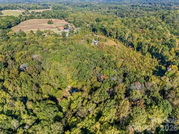 0000 Oakridge RD, Clover, SC 29710