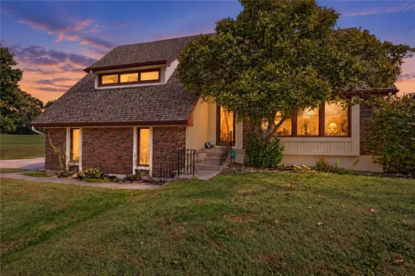 12915 Meadowlark ST, Lee's Summit, MO 64086