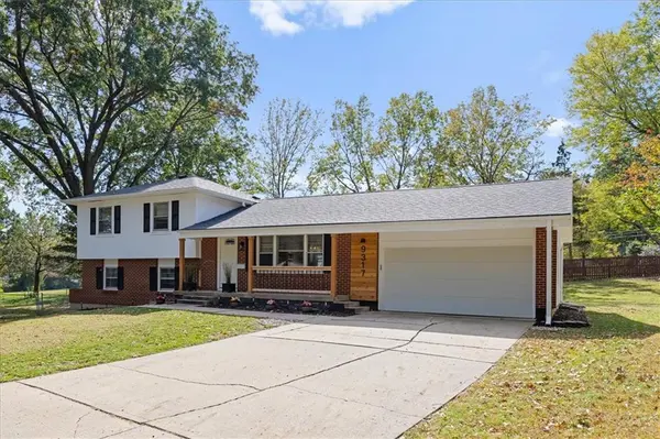 9317 Hardy DR, Overland Park, KS 66212