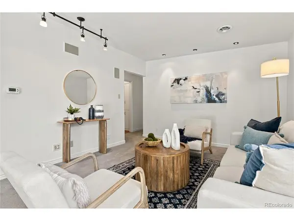 6180 Dover, Arvada, CO 80004