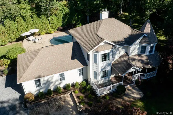11 Country Estates RD, Westhampton, NY 11977
