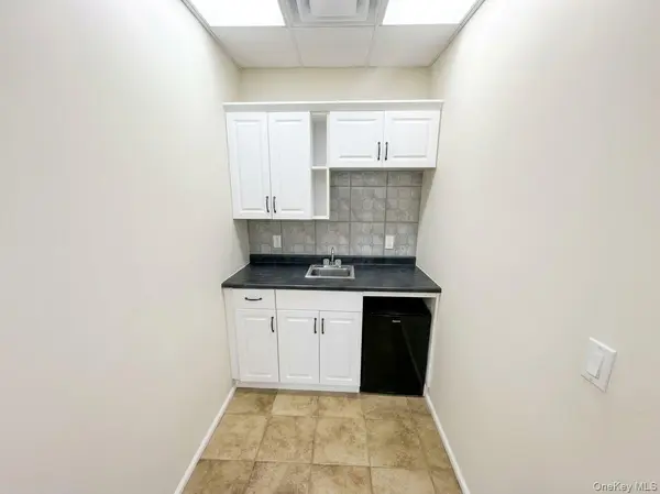 294 Hempstead AVE, Malverne, NY 11565