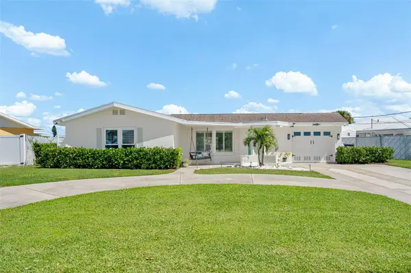 924 ARLINGTON RD, Palmetto, FL 34221