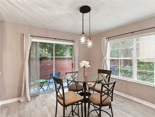 242 CARINA CIR, Sanford, FL 32773