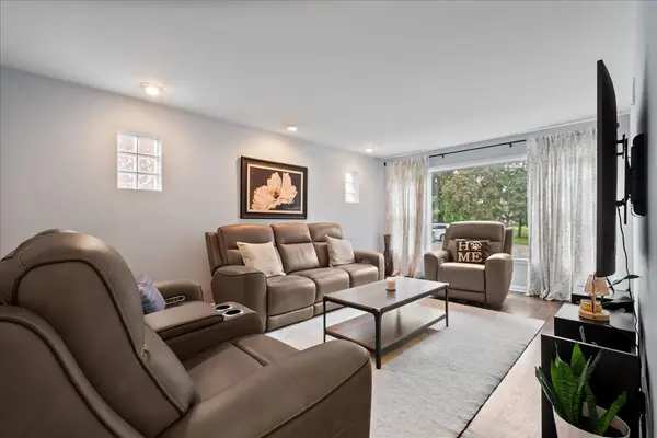6765 W Talcott AVE, Chicago, IL 60656