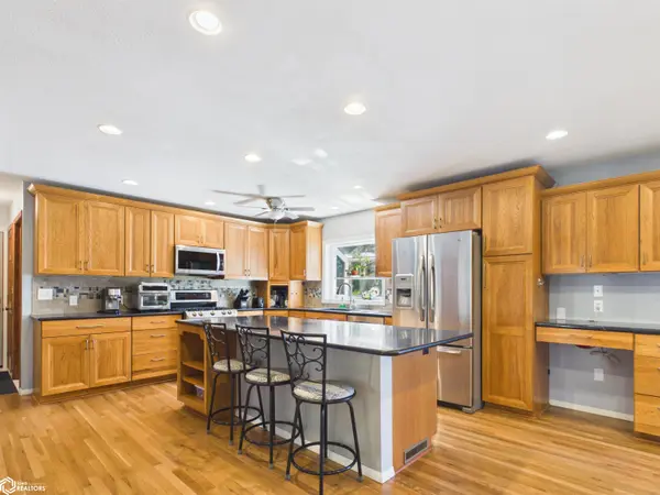 10 Eleaner DR, Ottumwa, IA 52501