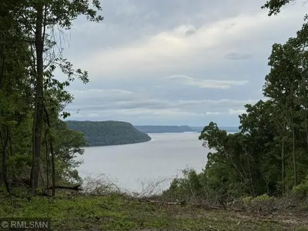 N3463 E Bluff LN, Stockholm, WI 54769
