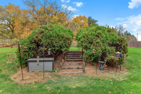 7100 Ivystone AVE S, Cottage Grove, MN 55016