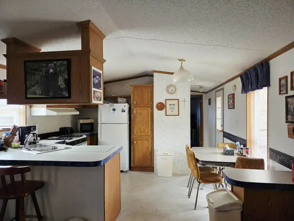 N19012 3 MILE RD, Dunbar, WI 54119