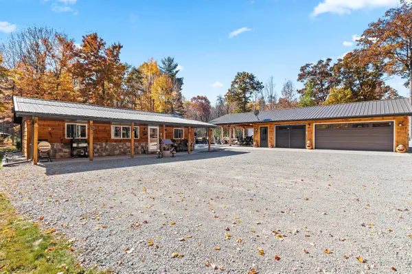 N10507 LAROCK CT, Crivitz, WI 54114