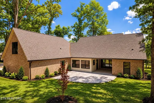5816 Caswell Drive, Greenback, TN 37742