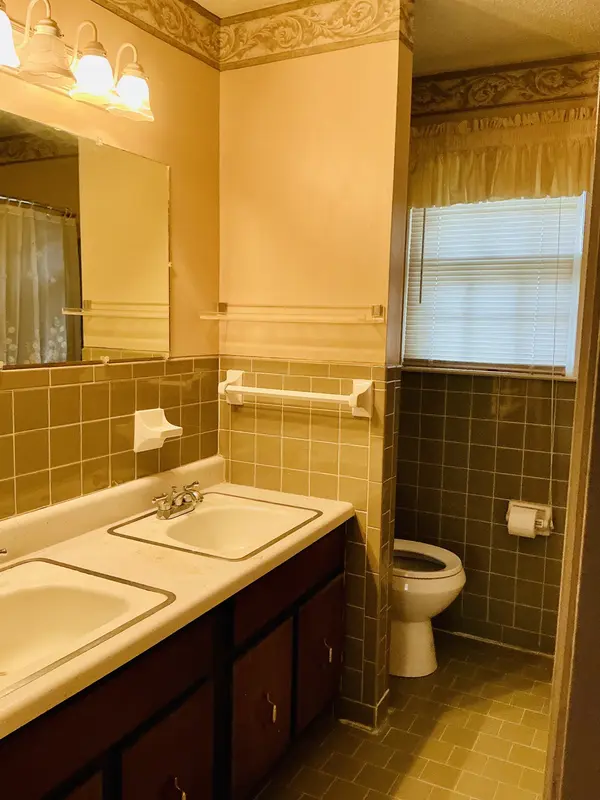 138 Lexington Dr, Clarksville, TN 37042
