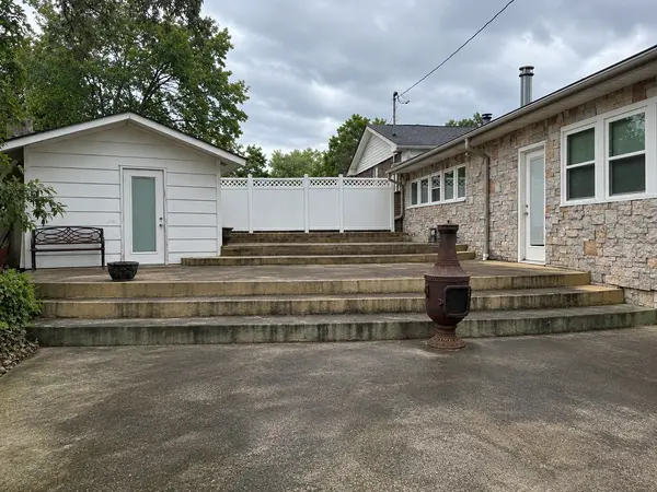138 Lexington Dr, Clarksville, TN 37042