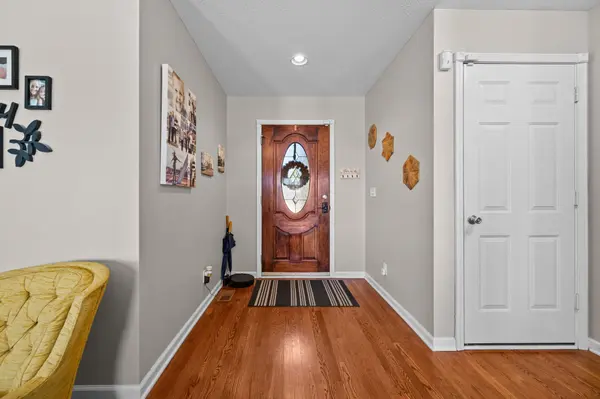200 Foxrun, Springfield, TN 37172