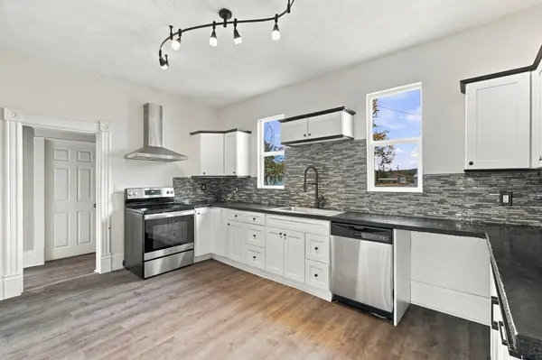 1928 E Sharp Ave, Spokane, WA 99202